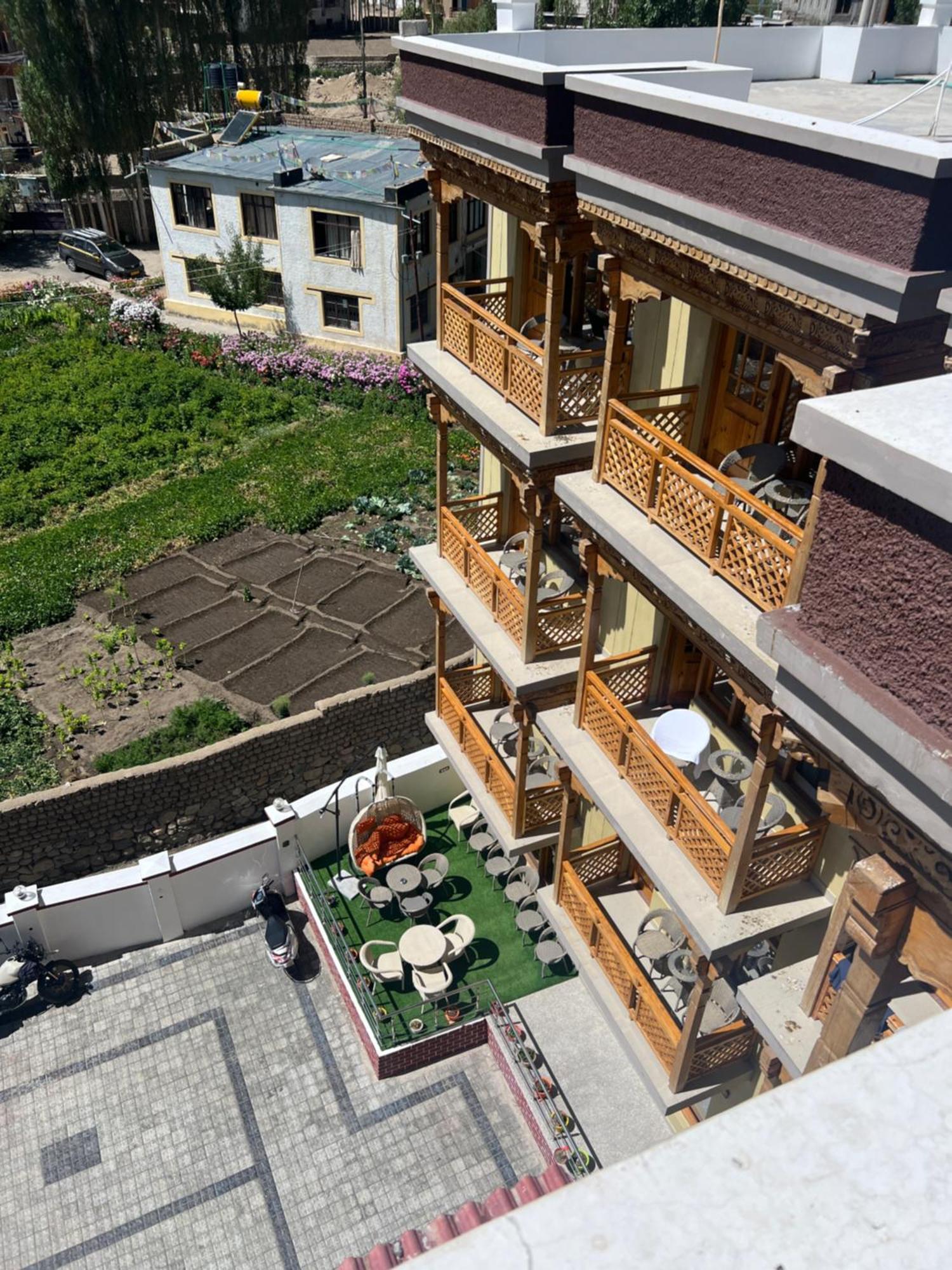 The Nangsay Hotel 列城 外观 照片
